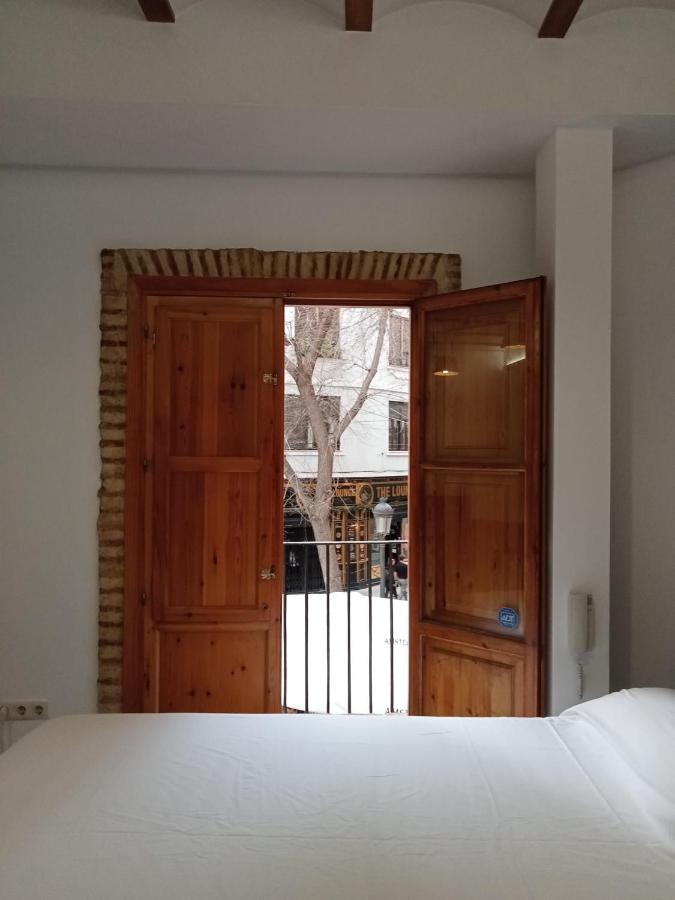 Apartamentos Con Encanto En Pleno Casco Antiguo Ron Valenciayole Exterior foto