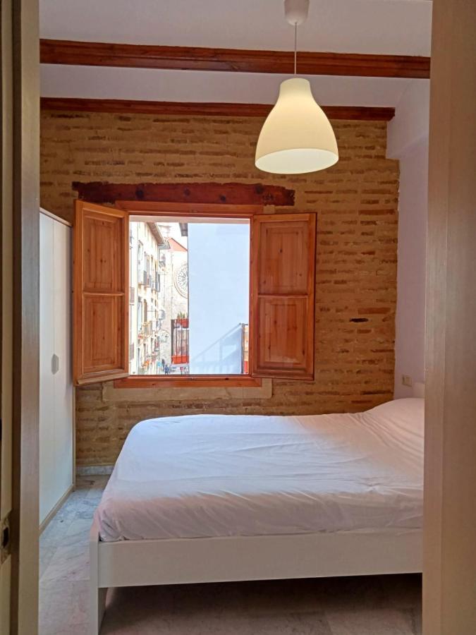 Apartamentos Con Encanto En Pleno Casco Antiguo Ron Valenciayole Exterior foto