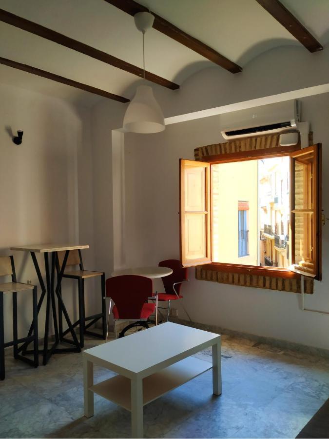 Apartamentos Con Encanto En Pleno Casco Antiguo Ron Valenciayole Exterior foto